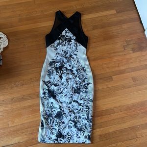 Karen millen NWOT not sold anymore women size 4